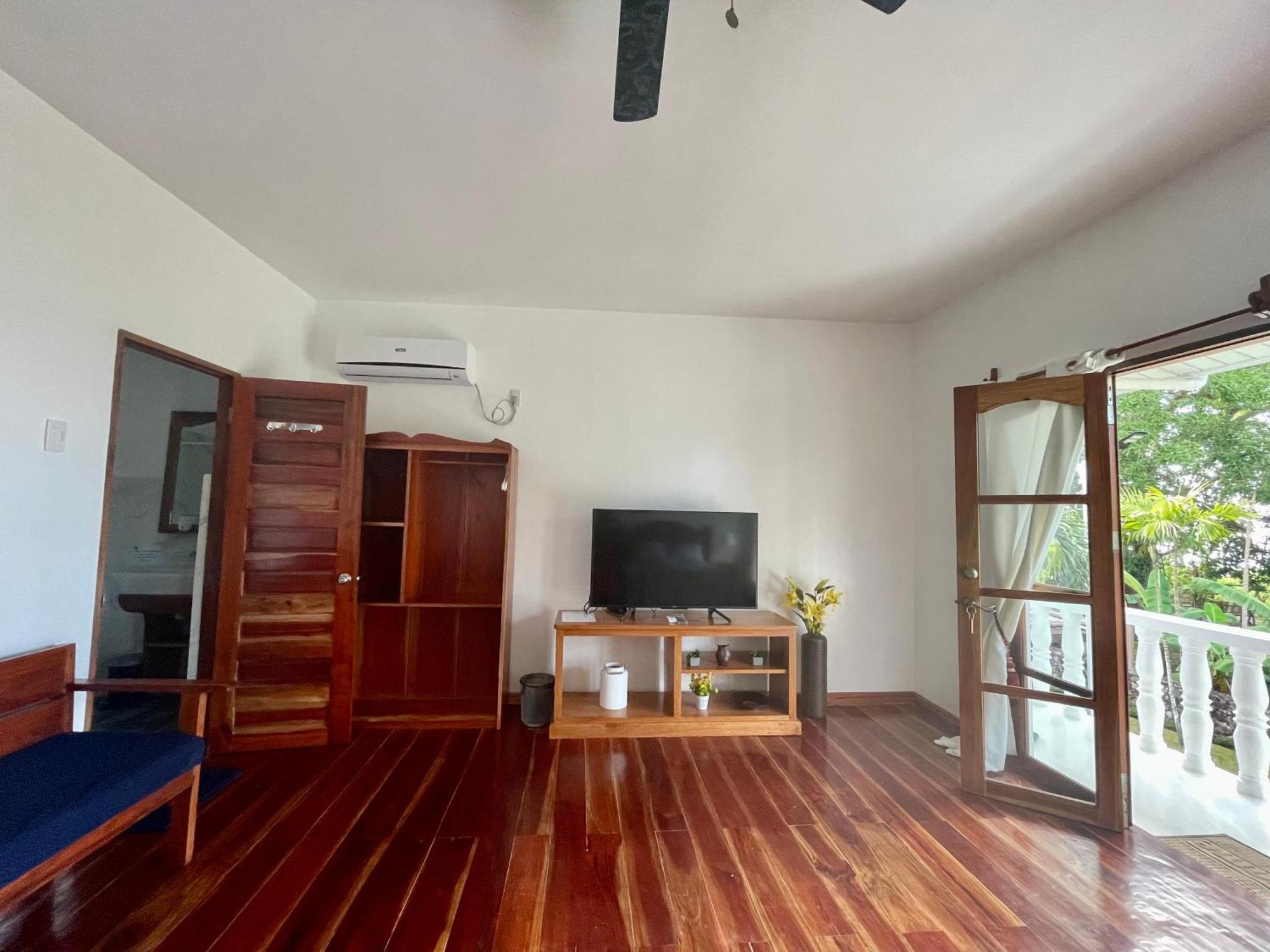 Agoho Resort Mambajao Habitación foto